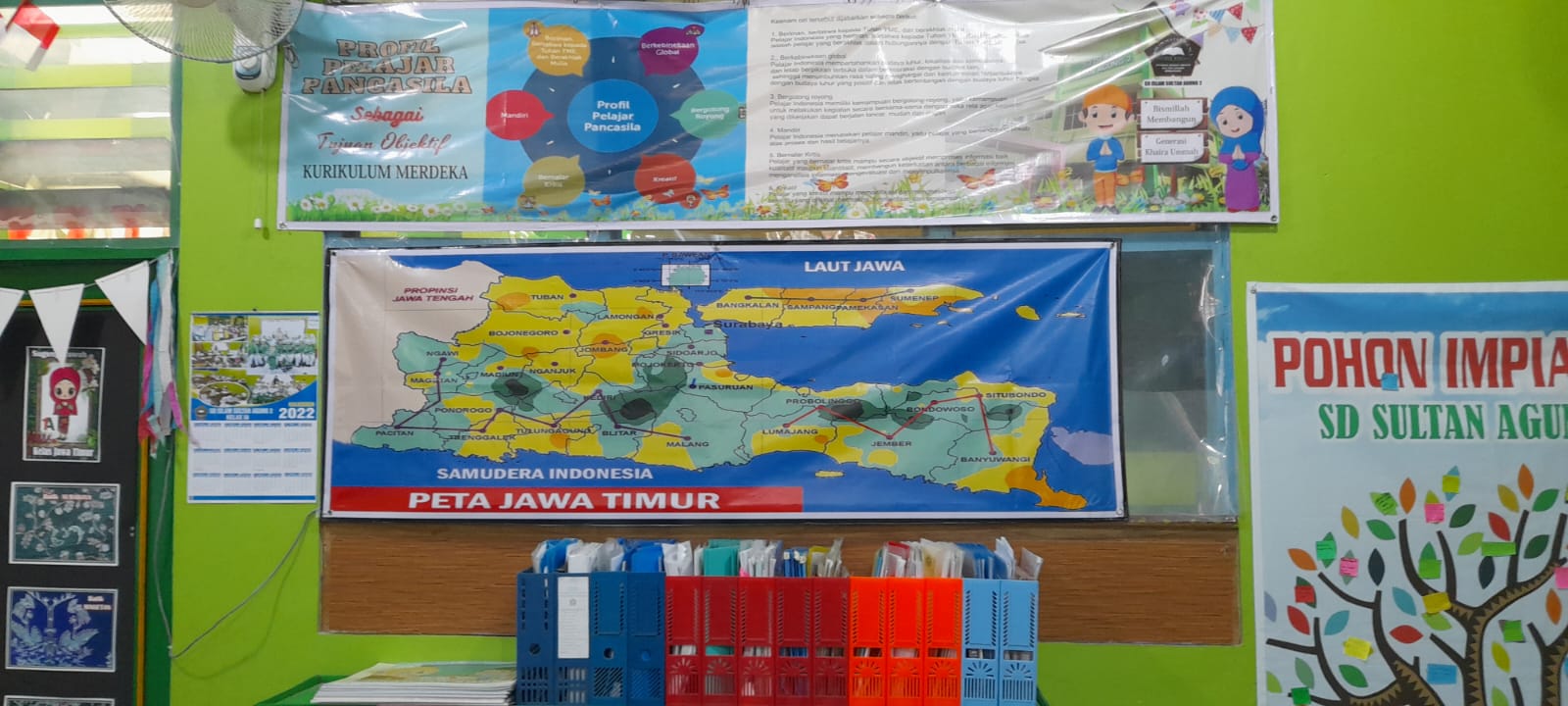 Ruang Kelas Bag. 5